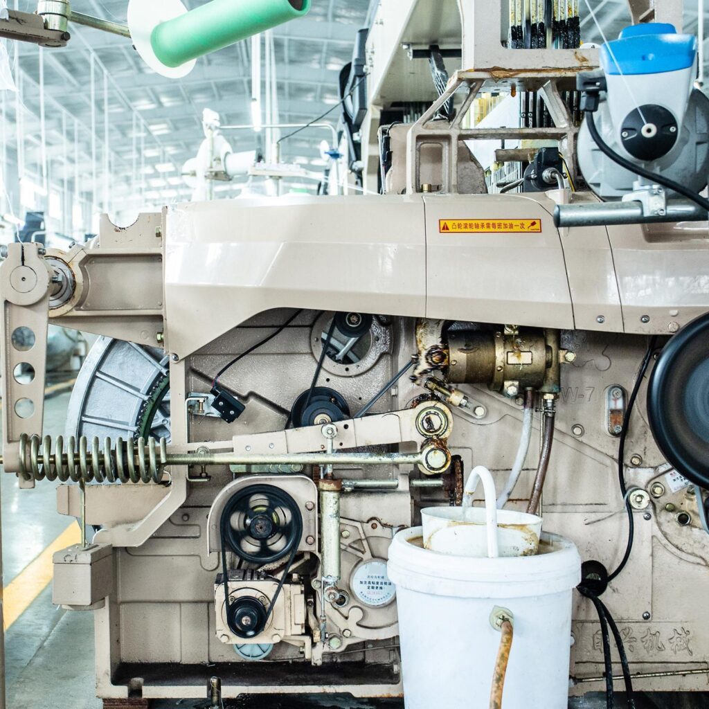 water jet loom